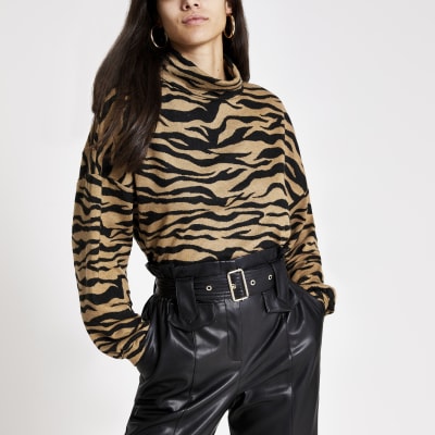 Hochgeschlossenes Sweatshirt mit Animal-Print in Braun