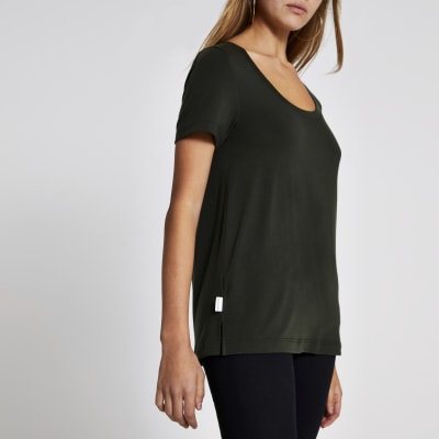 Kaki premium jersey T-shirt met lage hals