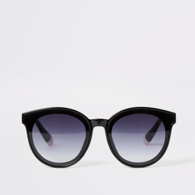 Black glam shape sunglasses