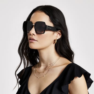 Black square shape glam sunglasses