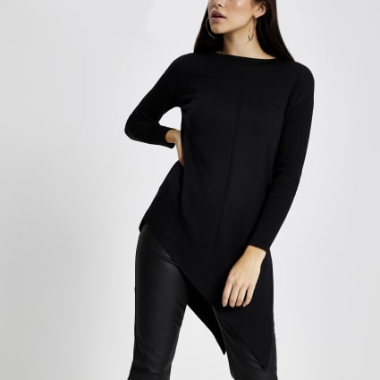 Black asymmetric hem long sleeve jumper