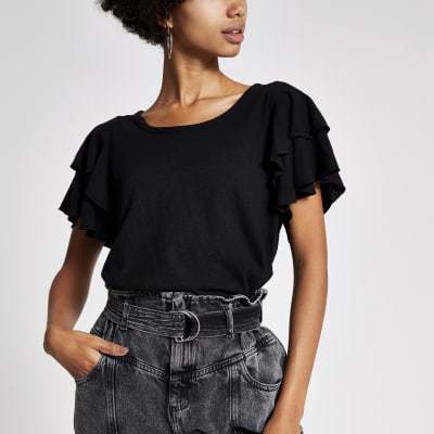 Zwart T-shirt met mouwen met ruches