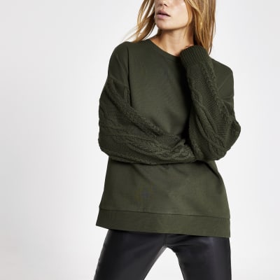 Langes Sweatshirt in Khaki mit Zopfmuster