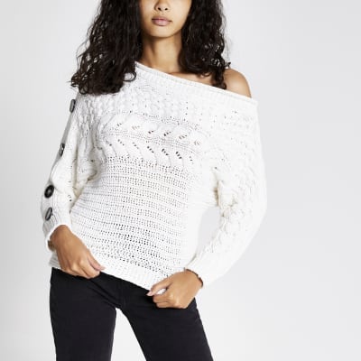 Ecrukleurige kabeltrui