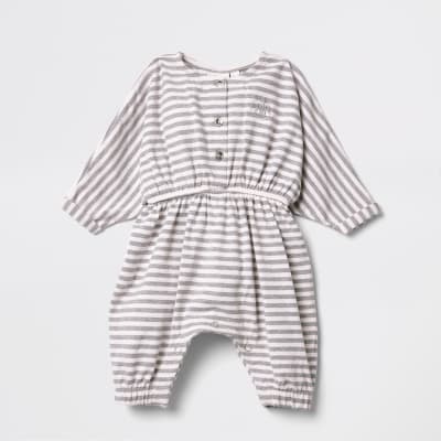 Pinker, gestreifter Pullover