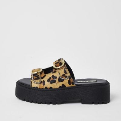 river island flatform espadrille sandals with buckle in cream