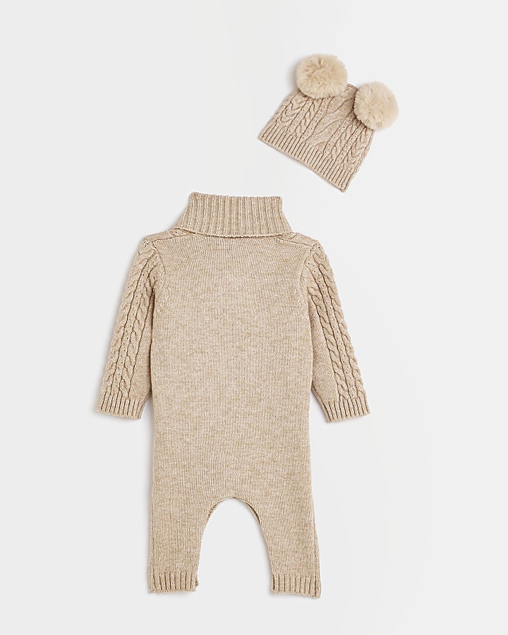 Baby beige cable knit outfit