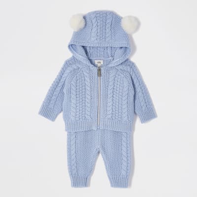 cable knit baby outfit