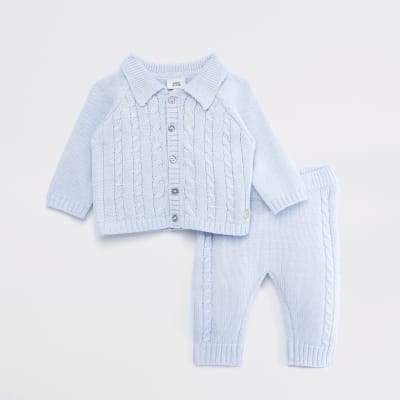 baby blue knitted outfit