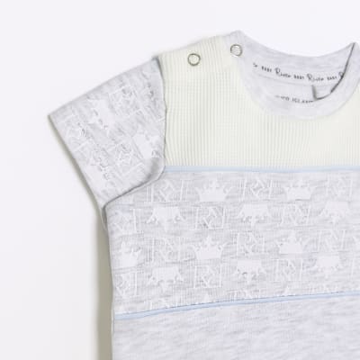 Baby boys grey tshirt and shorts set River Island