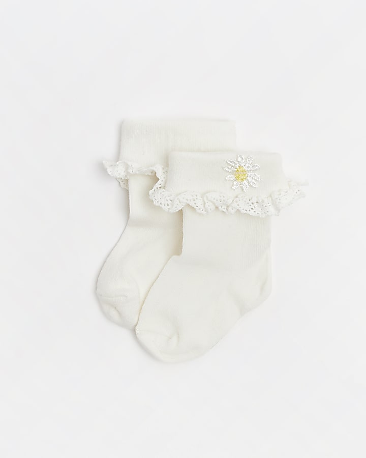 Baby girl cream daisy socks