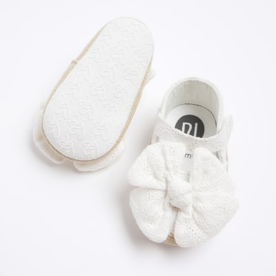 Baby girl white broderie bow sandals River Island
