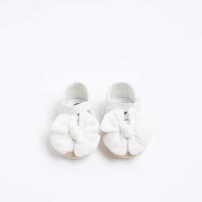 Baby girl white broderie bow sandals River Island