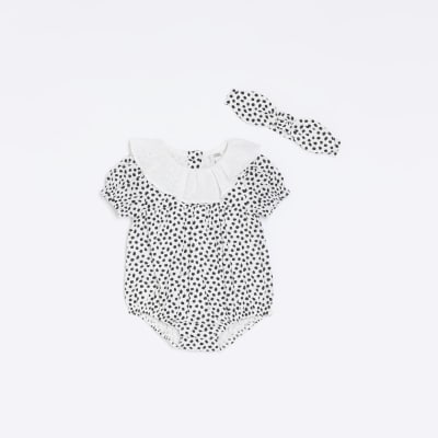 Baby girls ecru spot all in one set River Island