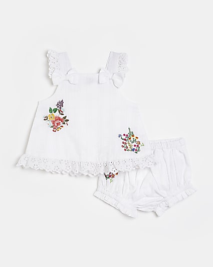 Baby girls White Embroidered Cami Shorts Set