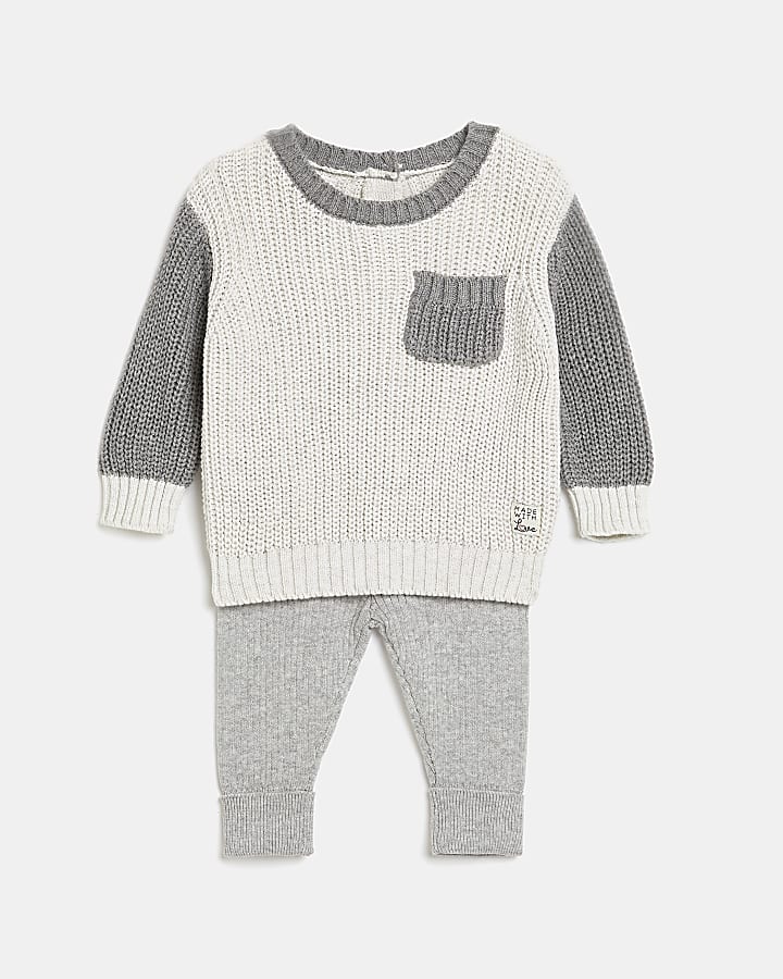 Baby grey knit jumper and leggings outfit