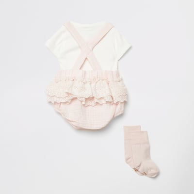 light pink romper outfit