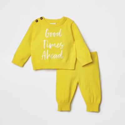 baby yellow jumper
