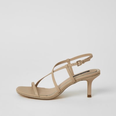 beige sandals with small heel