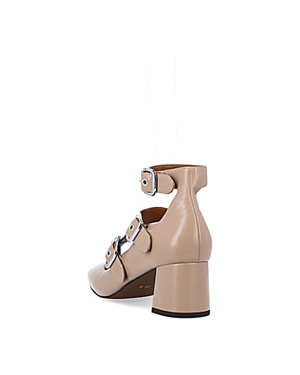 360 degree animation of product Beige buckle heeled shoes frame-7