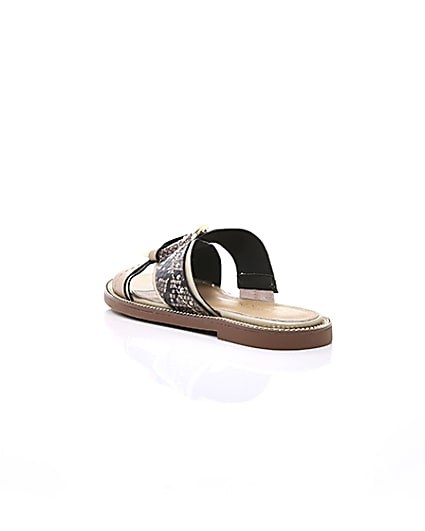 360 degree animation of product Beige cross strap ring flat sandals frame-18