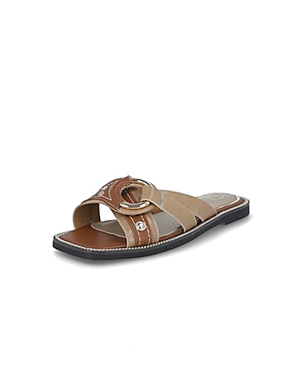 360 degree animation of product Beige cross strap sandals frame-0