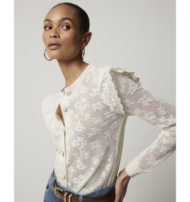 Beige lace tops with sleeves sales