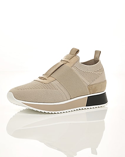 360 degree animation of product Beige knitted elastic runner shoes frame-0