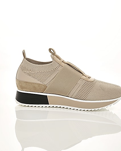 360 degree animation of product Beige knitted elastic runner shoes frame-9