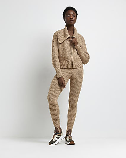 Beige knitted stirrup leggings