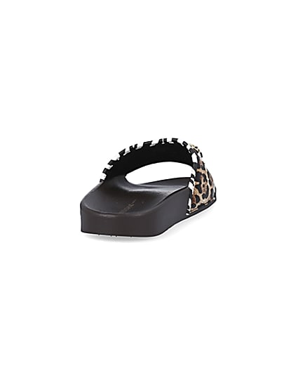 360 degree animation of product Beige leopard print sliders frame-10