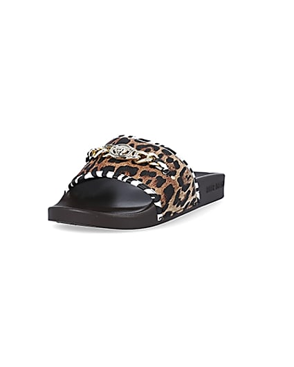 360 degree animation of product Beige leopard print sliders frame-23