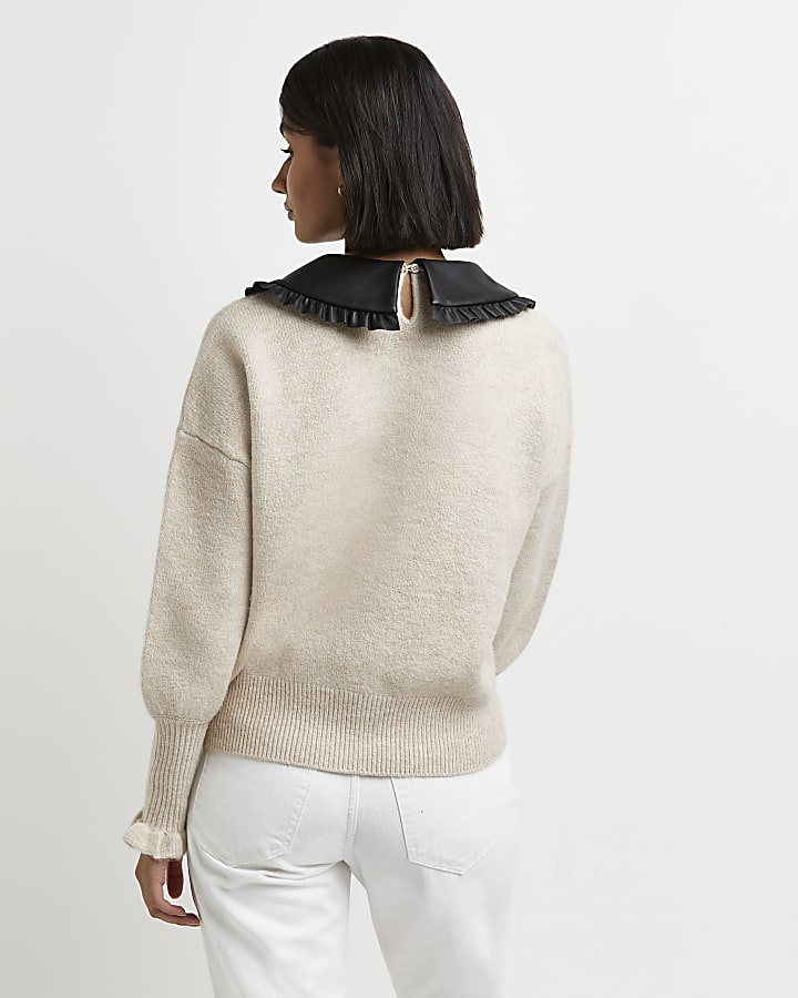 Beige oversized collar knitted jumper