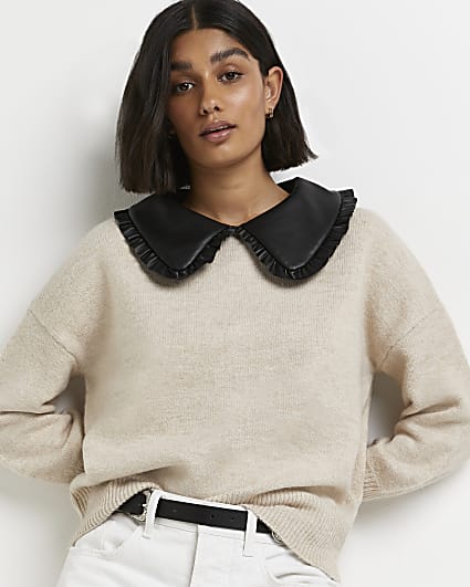 Beige oversized collar knitted jumper