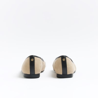 Beige pearl detail ballet shoes