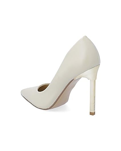 360 degree animation of product Beige pointed stiletto court heel frame-6