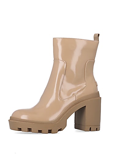 360 degree animation of product Beige rubber heeled ankle boots frame-2