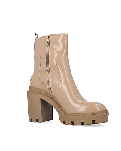 360 degree animation of product Beige rubber heeled ankle boots frame-17