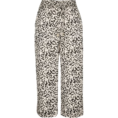 Beige spot print wide leg crop trousers