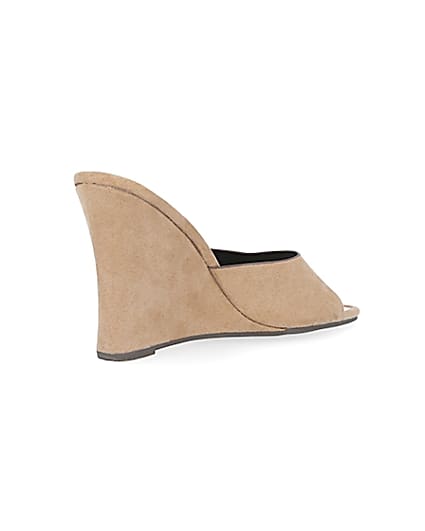 360 degree animation of product Beige square open toe wedges frame-12