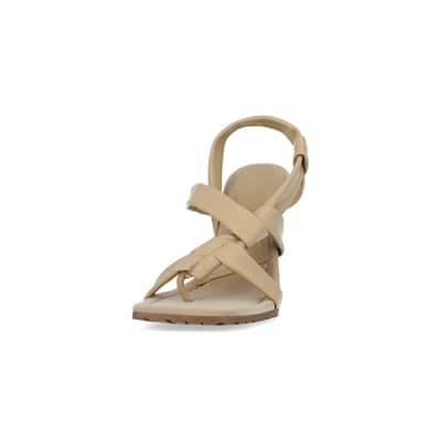 360 degree animation of product Beige strappy heeled sandals frame-22