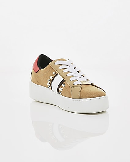 360 degree animation of product Beige studded lace-up trainers frame-6