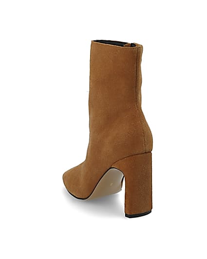 360 degree animation of product Beige suede heeled ankle boot frame-7