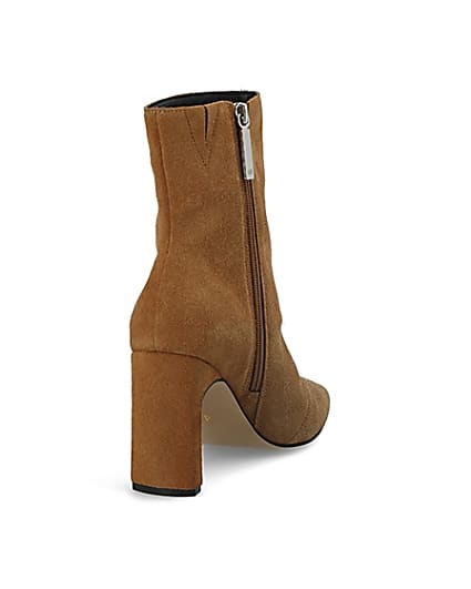 360 degree animation of product Beige suede heeled ankle boot frame-11