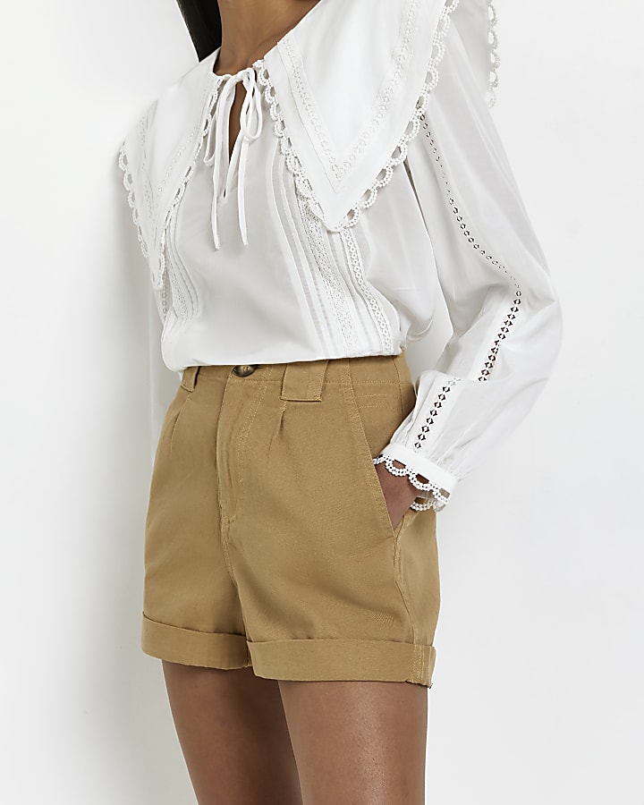 Beige tailored shorts