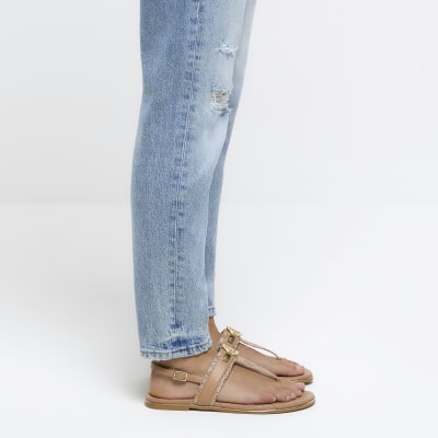 Beige toe post sandals
