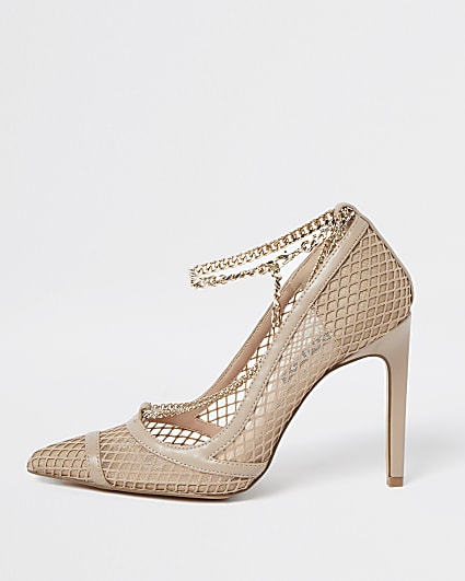 Beige wide fit chain mesh court shoes