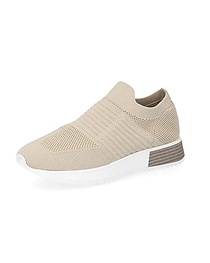 360 degree animation of product Beige wide fit knitted runner trainers frame-1