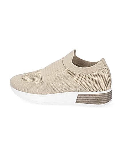 360 degree animation of product Beige wide fit knitted runner trainers frame-4