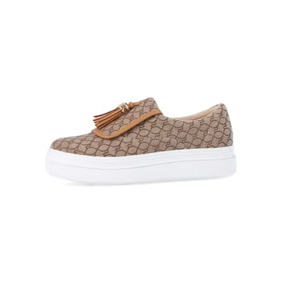 Wide fit shoes river on sale island